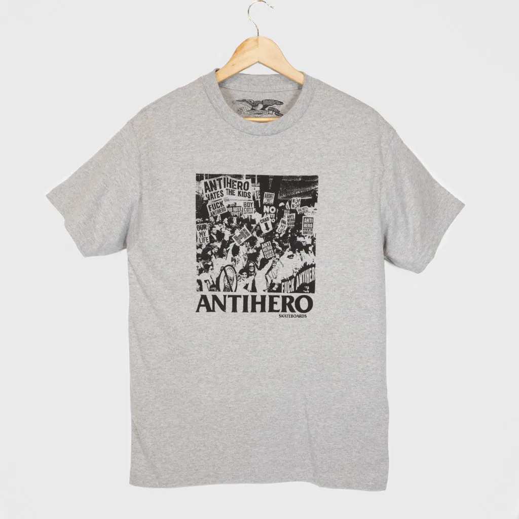 Anti Hero Skateboards - Antihero Sucks T-Shirt - Heather Grey / Black