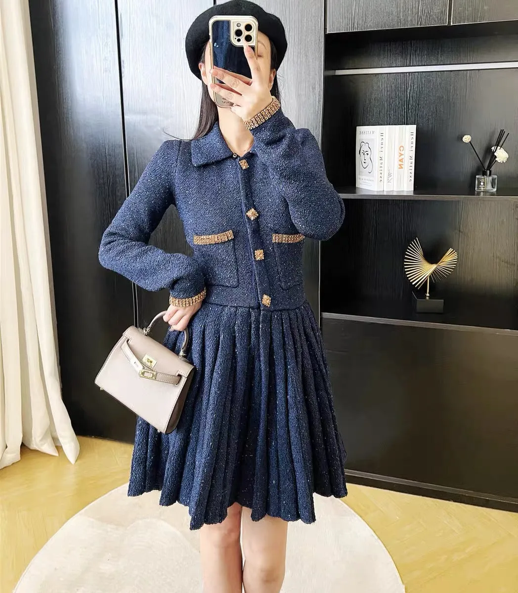 Autumn French retro sequin gold buckle diamond pleated slim-fitting small fragrant knitted dress bottoming slim sweater skirt D9