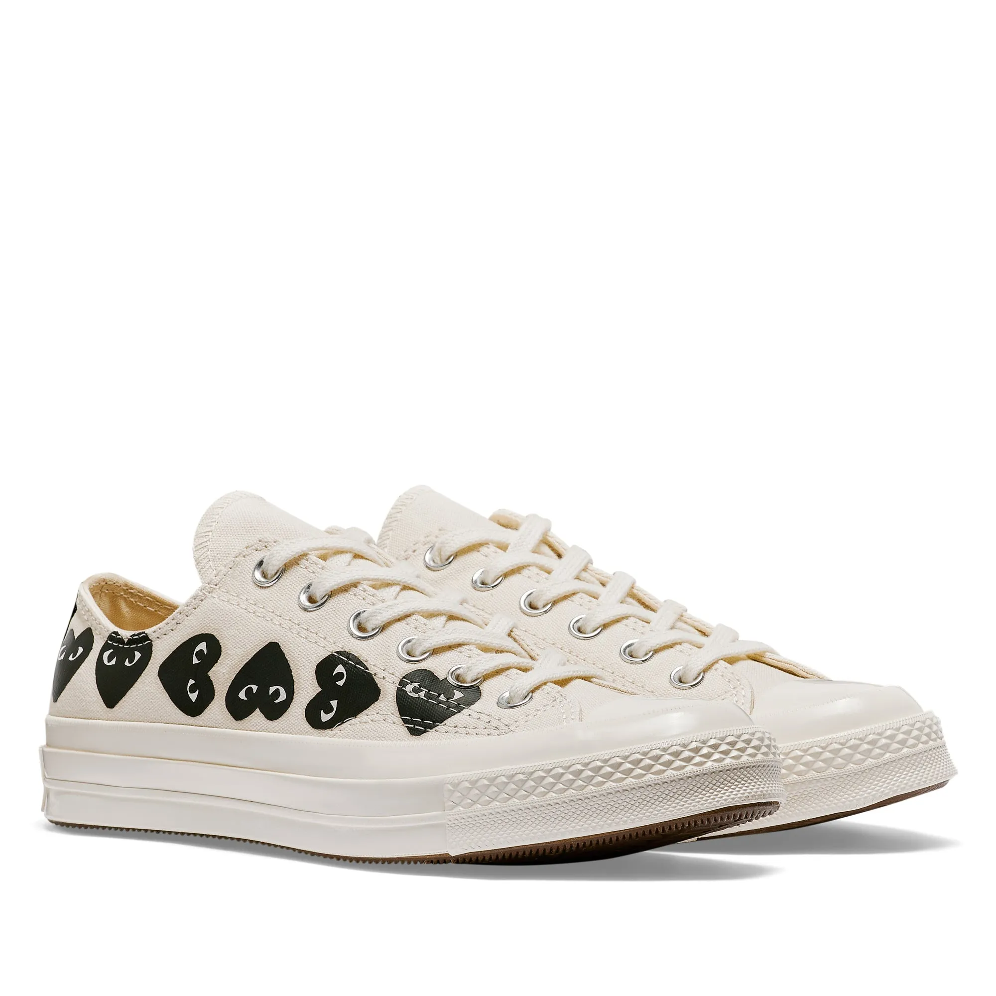 Comme des Garons PLAY Multi Black Heart Chuck Taylor All Star '70 Low Sneakers - Beige - AZ-K126-001-2