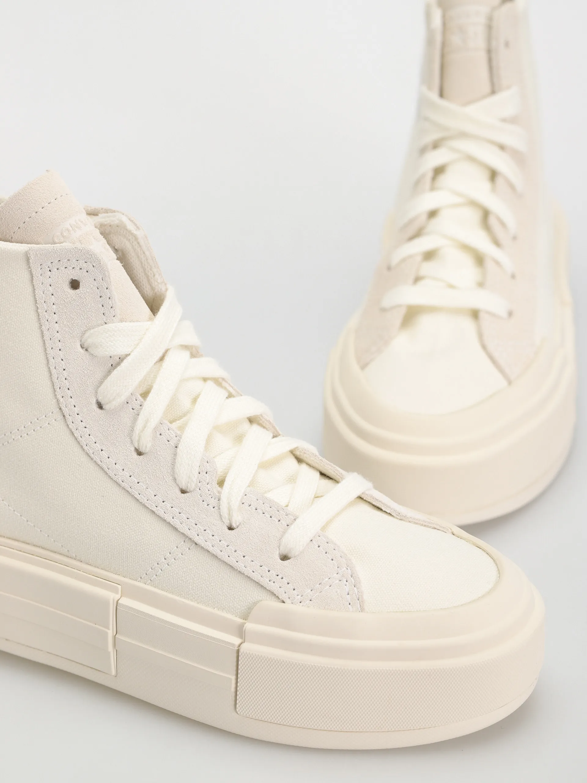 Converse Chucks Chuck Taylor All Star Cruise Hi (khaki/off white)