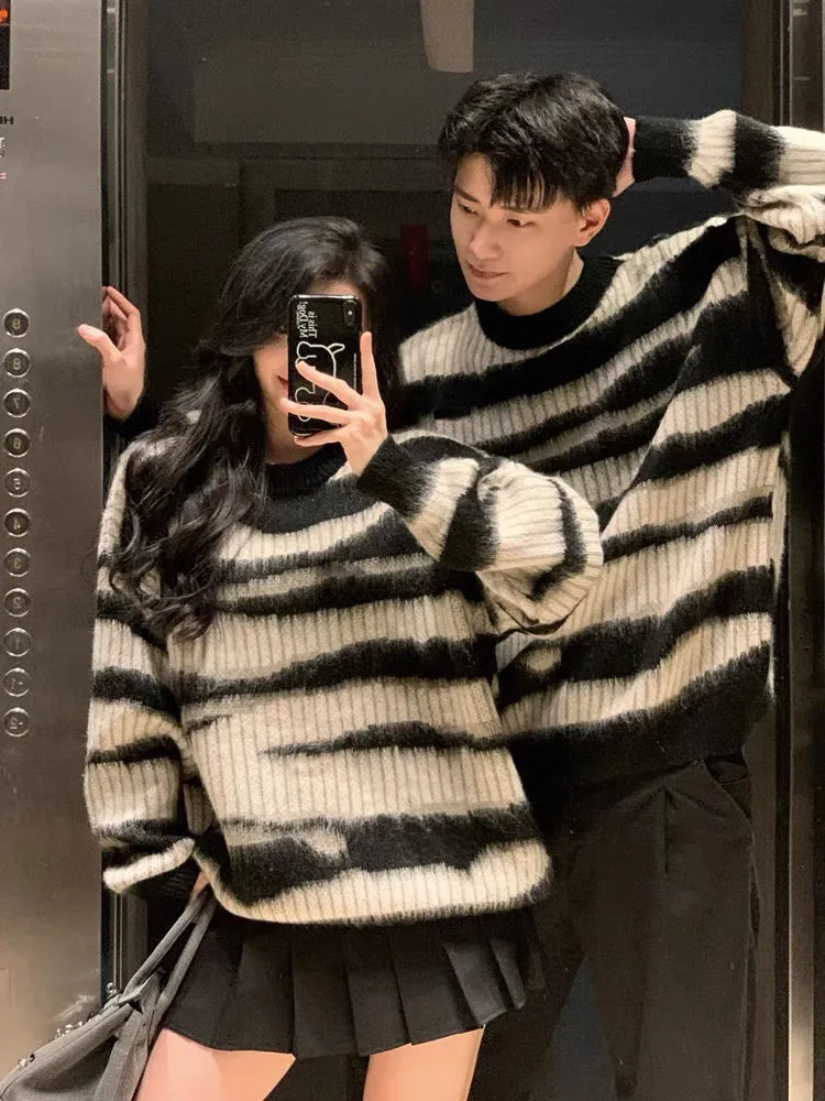 Couple wear autumn and winter 2023 new Korean style lazy style sweater tops striped sweater women's outer wear ins trendy brand