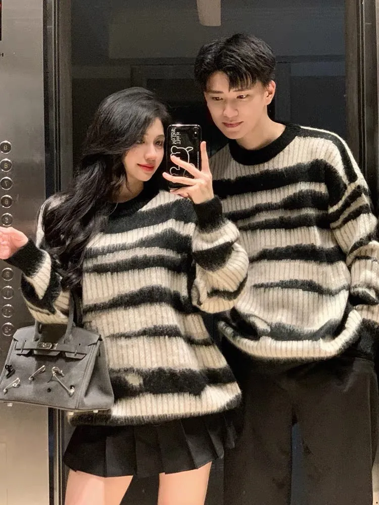 Couple wear autumn and winter 2023 new Korean style lazy style sweater tops striped sweater women's outer wear ins trendy brand