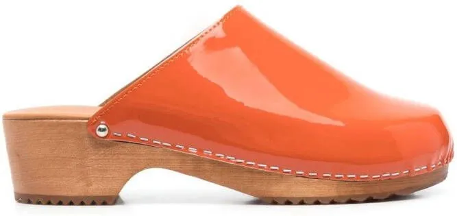 FIGURE DECORATIVE high-shine finish mules Orange