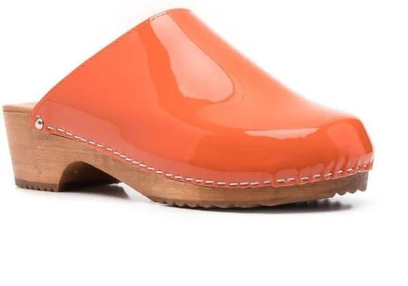 FIGURE DECORATIVE high-shine finish mules Orange