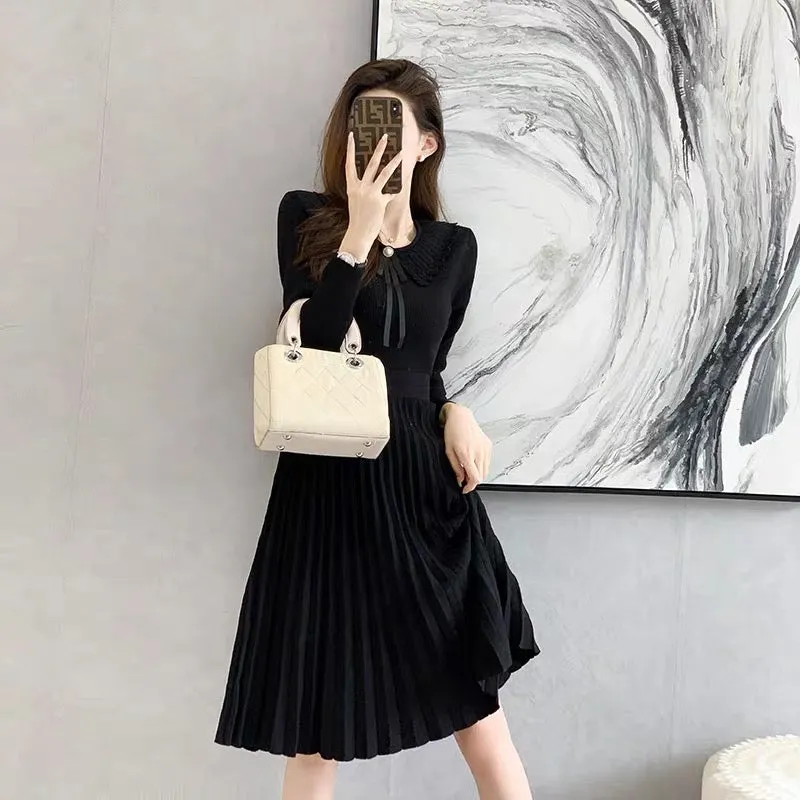 Hepburn little black dress 2023 spring new long-sleeved sweater skirt high-waisted A-line bottoming knitted dress for women autu