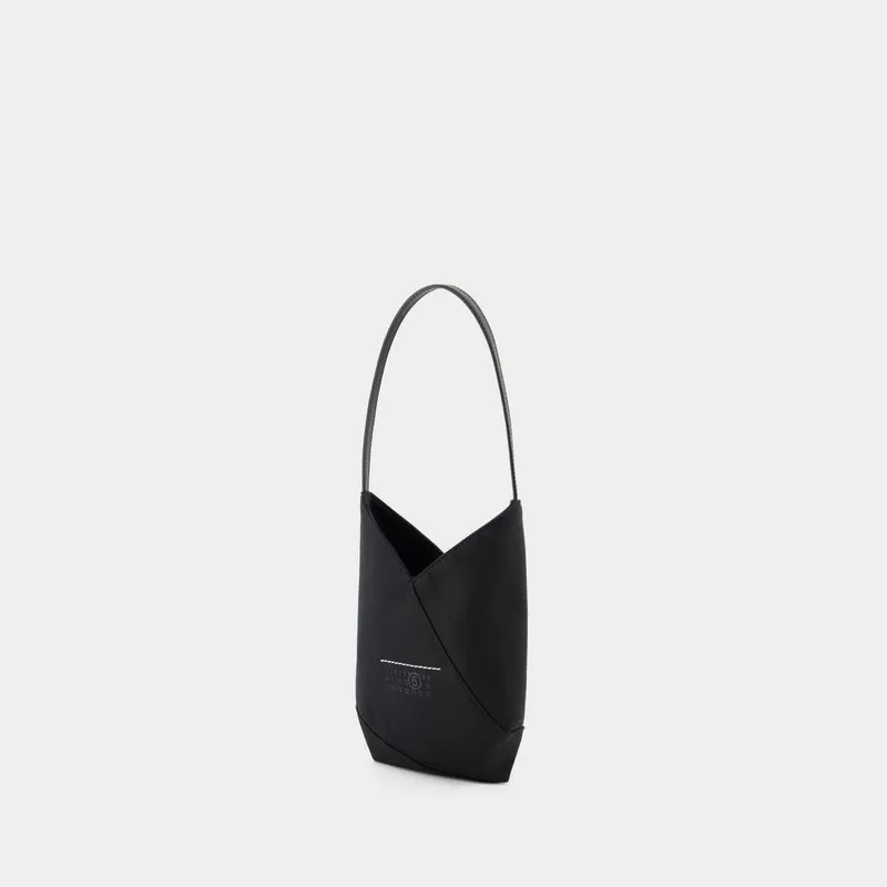 Japanese Egg Shoulder Bag - MM6 Maison Margiela - Synthetic - Black