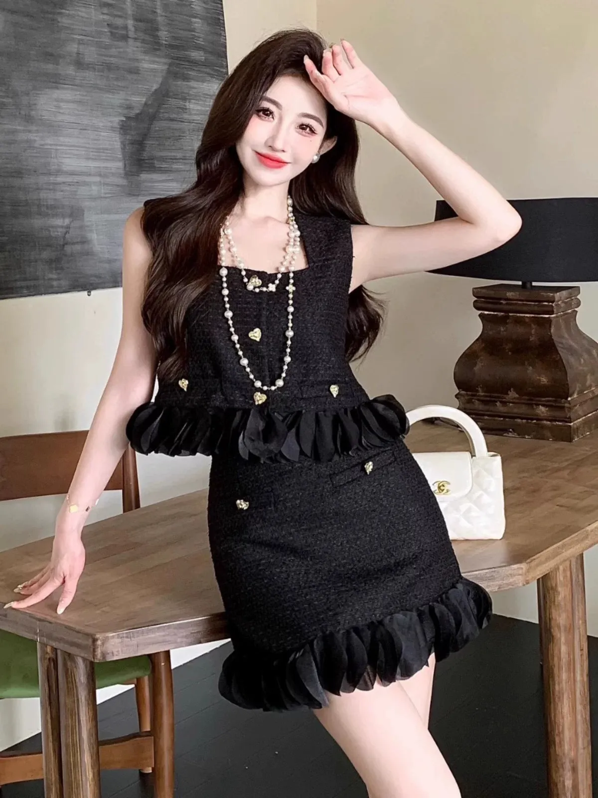 Light luxury niche design women's three-dimensional petal lotus leaf vest top high waist A-line skirt petite suit autumn