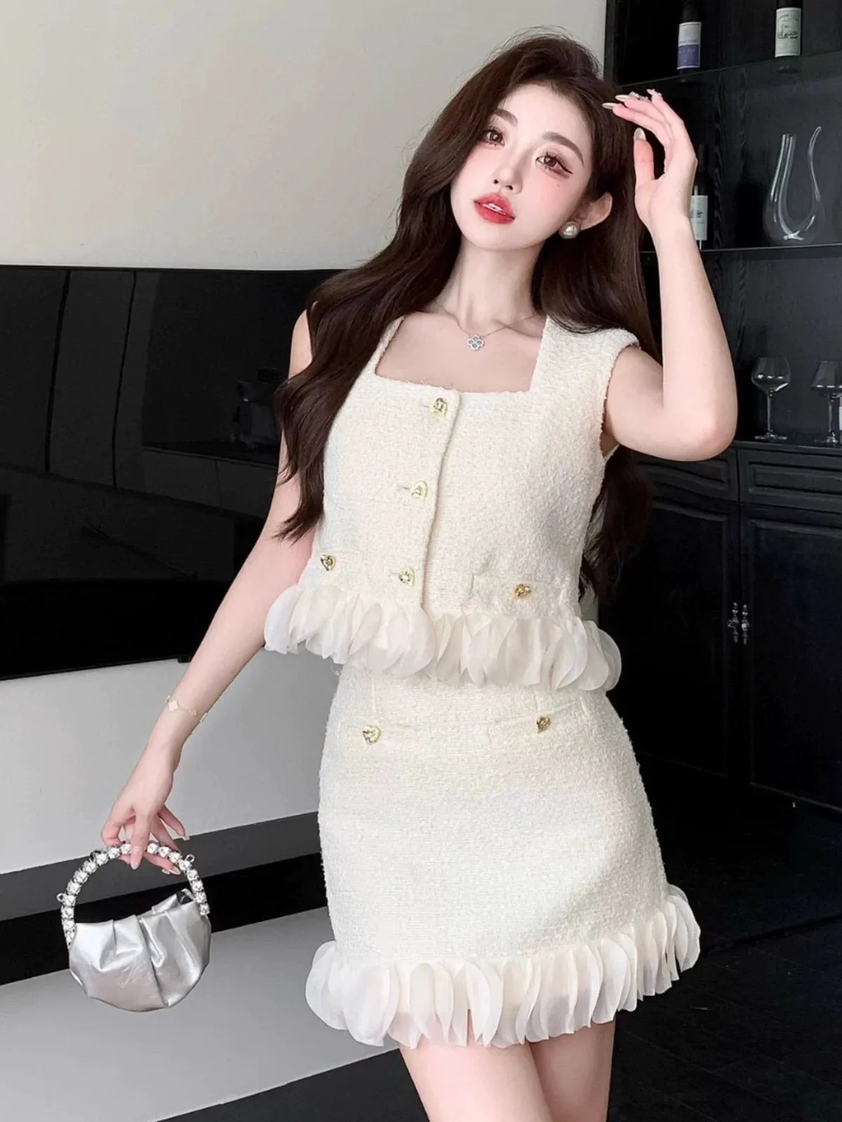 Light luxury niche design women's three-dimensional petal lotus leaf vest top high waist A-line skirt petite suit autumn