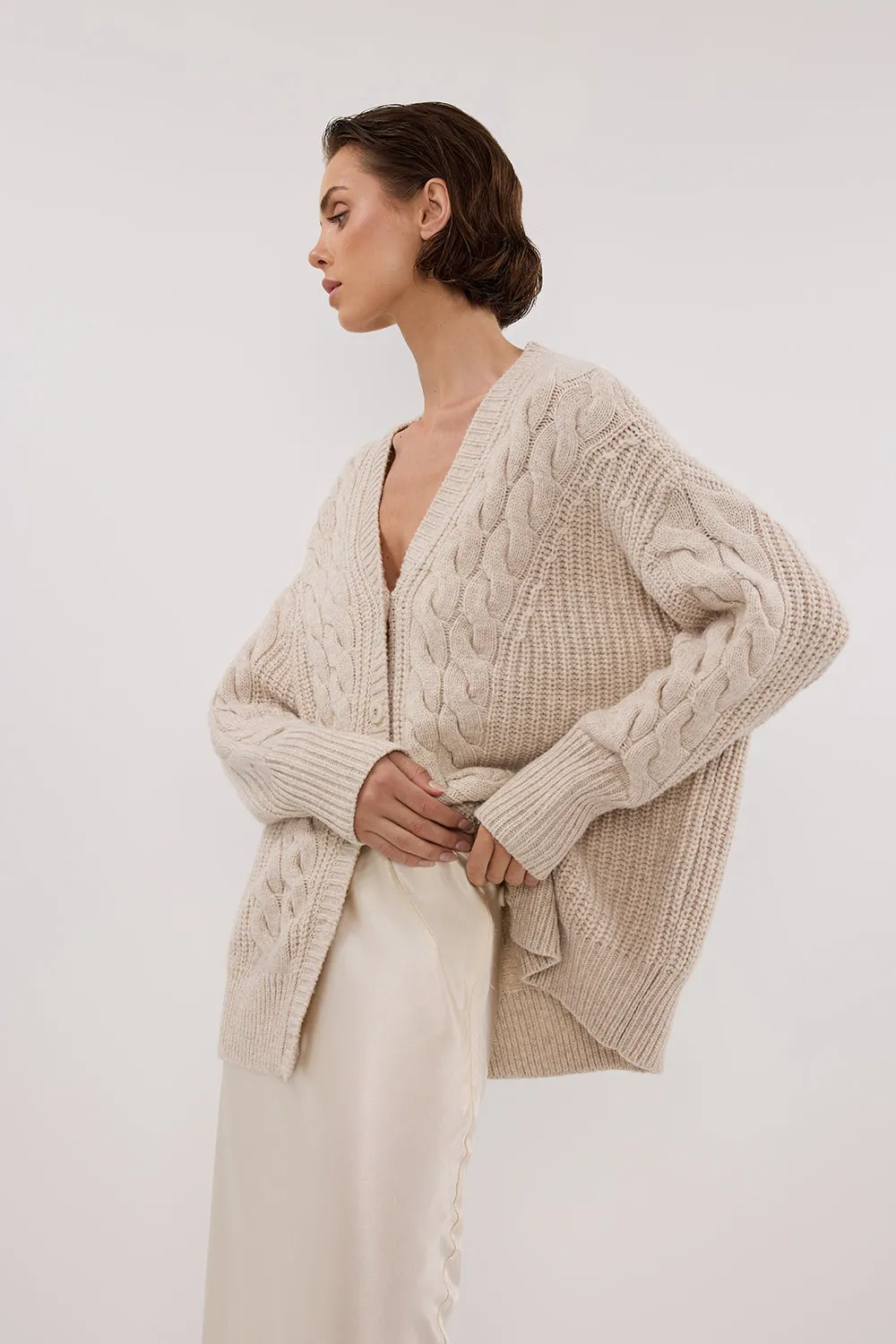 MARA CHALK CABLE KNIT CARDIGAN