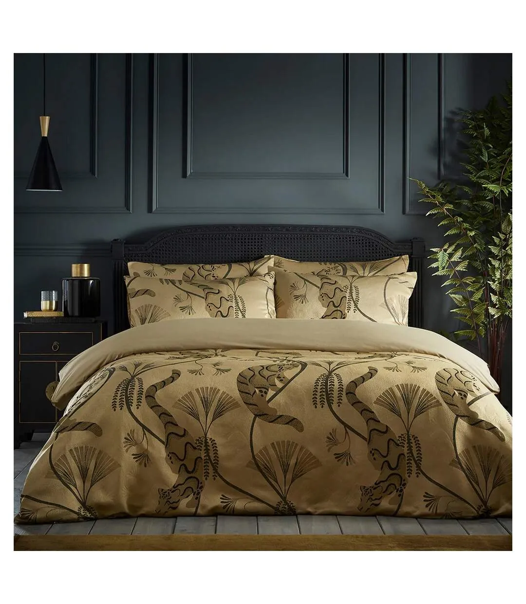 Moondusk exotic jacquard animals duvet cover set gold Paoletti