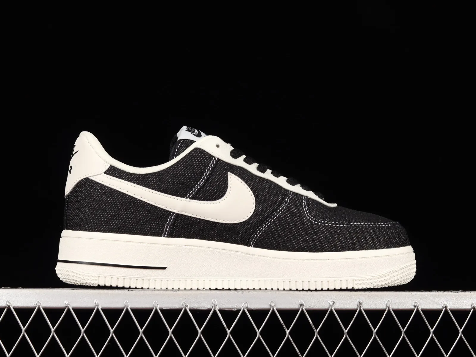 Nike Air Force 1 07 Low Denim Black Beige White DG2296-001