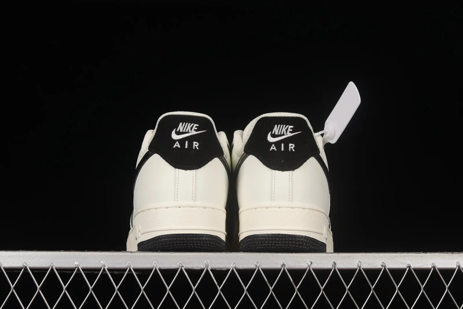 Nike Air Force 1 07 Low Patent Leather White Black PG9856-788