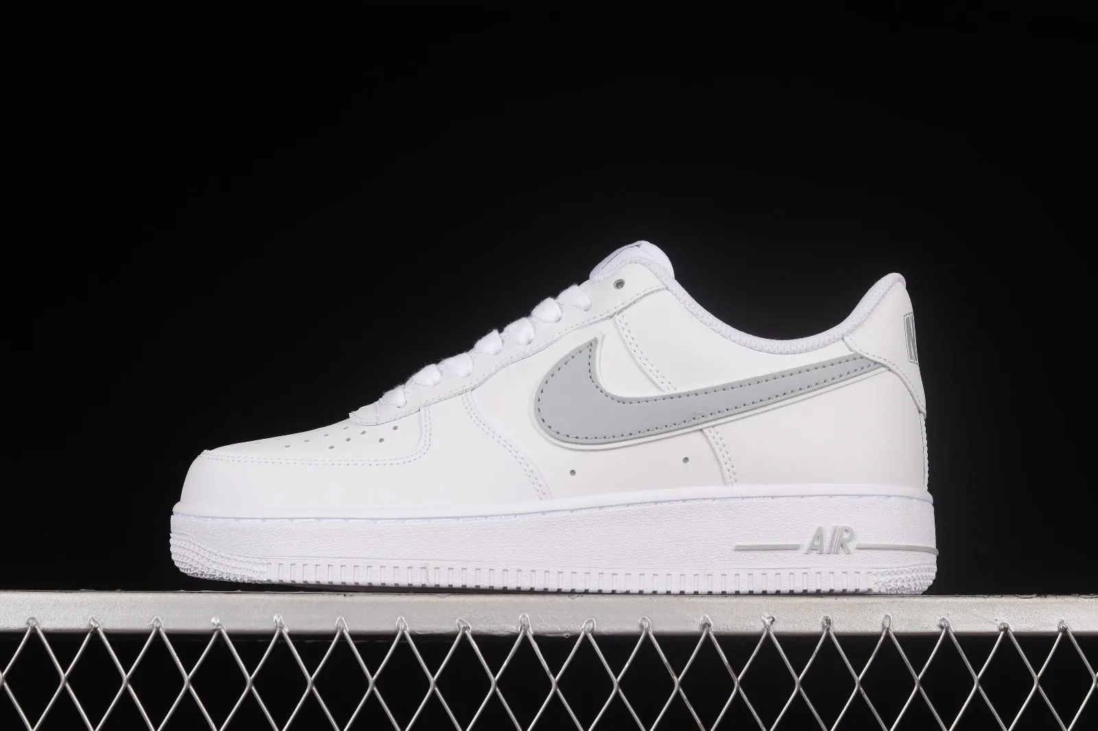 Nike Air Force 1 07 Low Summit White Light Grey AO2423-106