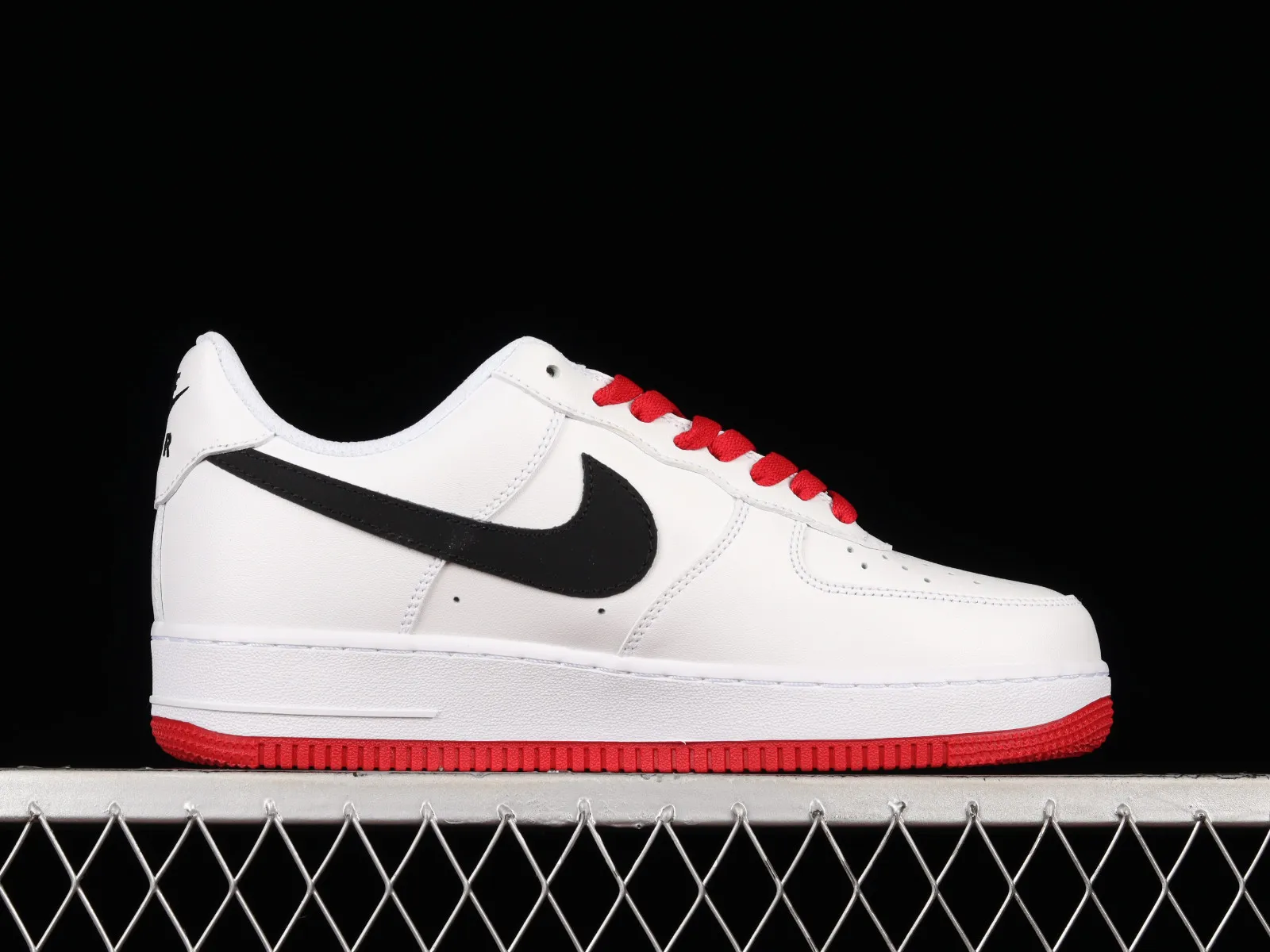 Nike Air Force 1 07 Low White Wine Red Black AF1234-008