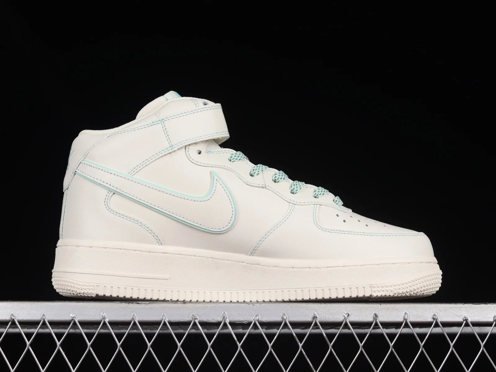 Nike Air Force 1 07 Mid Cream White Green BY6899-695