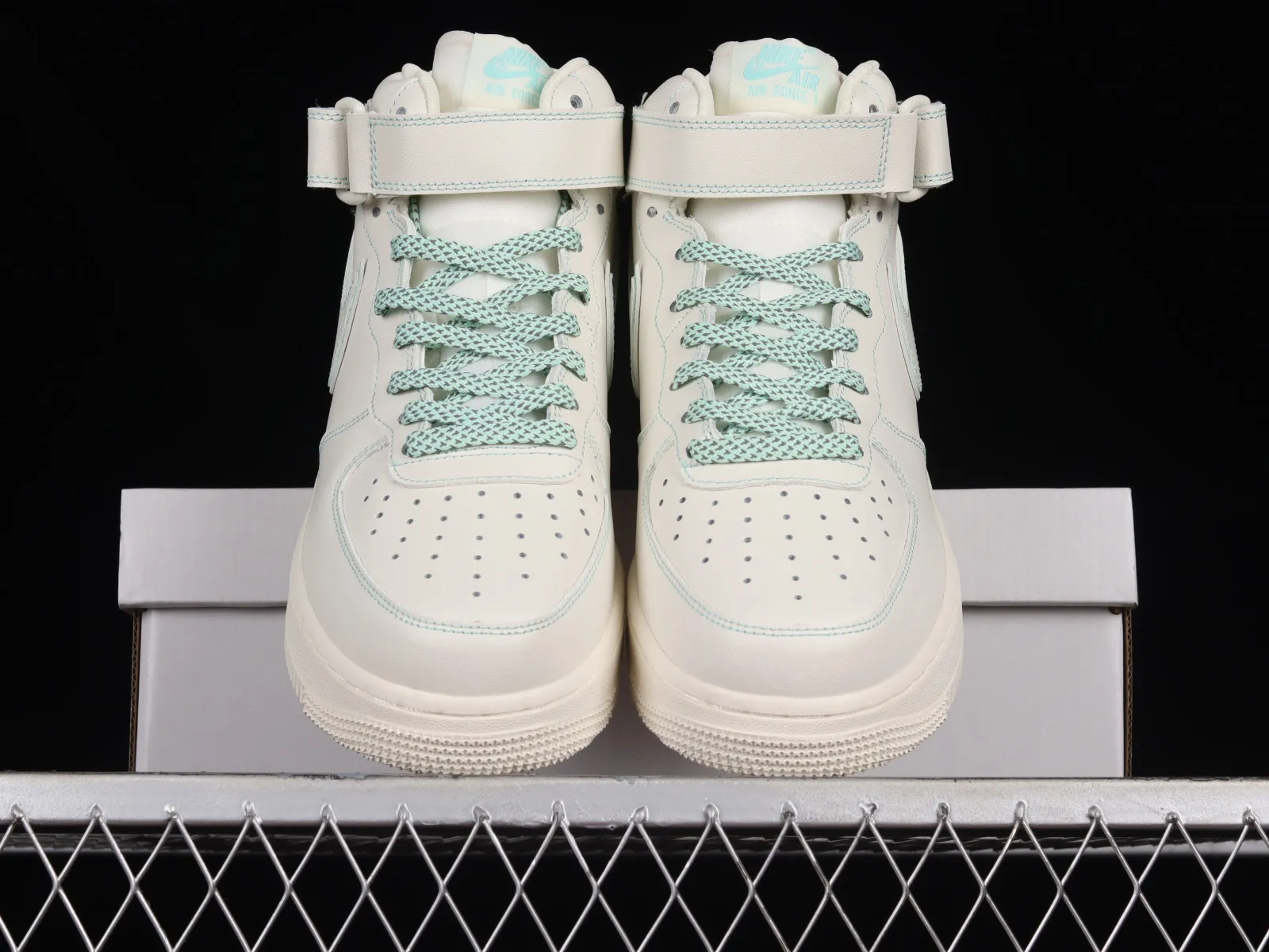 Nike Air Force 1 07 Mid Cream White Green BY6899-695