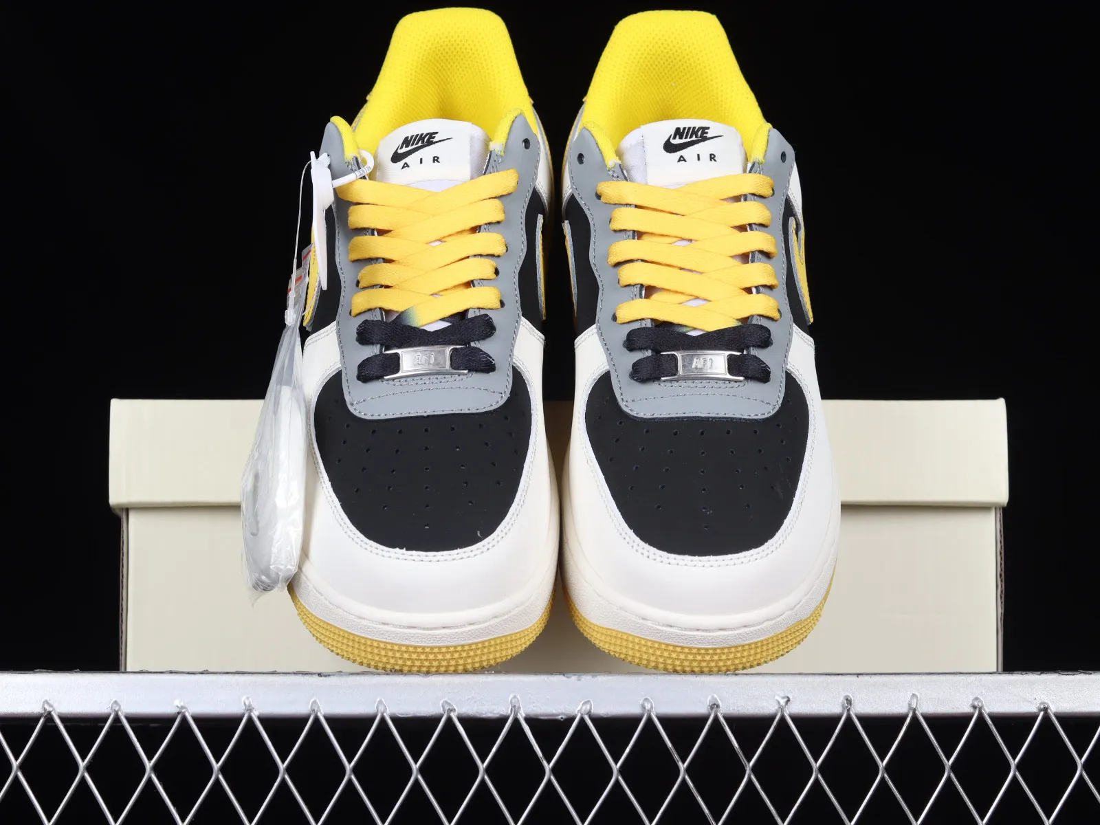 Nike Air Force 1 Low Yellow White Black AF1234-004