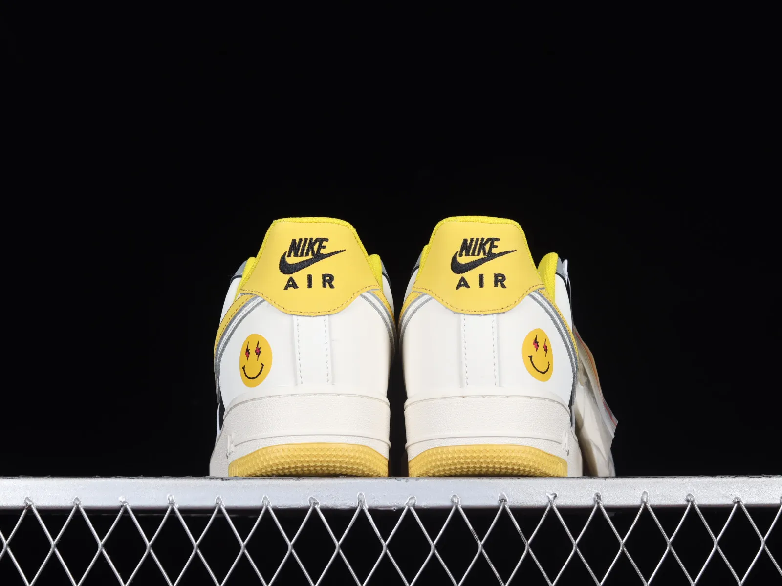 Nike Air Force 1 Low Yellow White Black AF1234-004