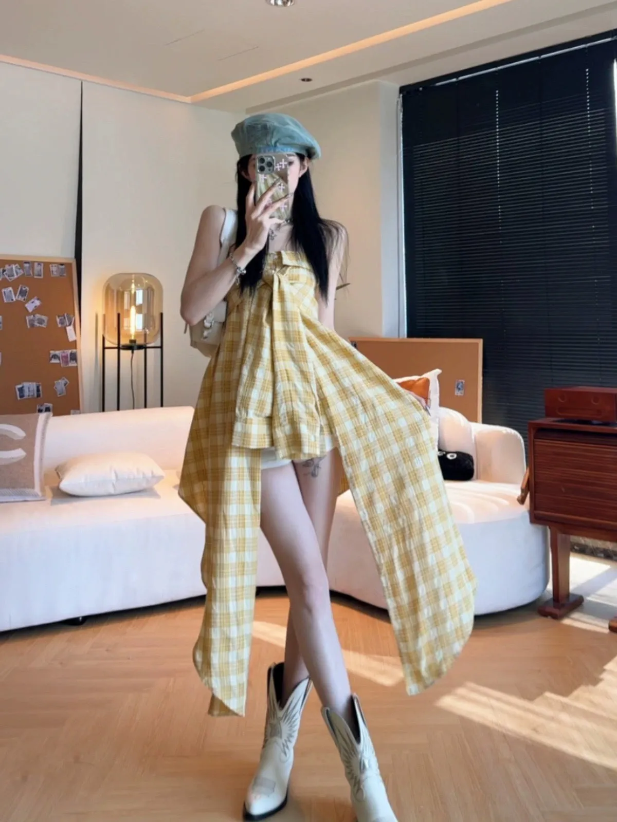 One-shoulder irregular twisted yellow plaid retro clavicle tube top 2024 new spring women's hot girl vest