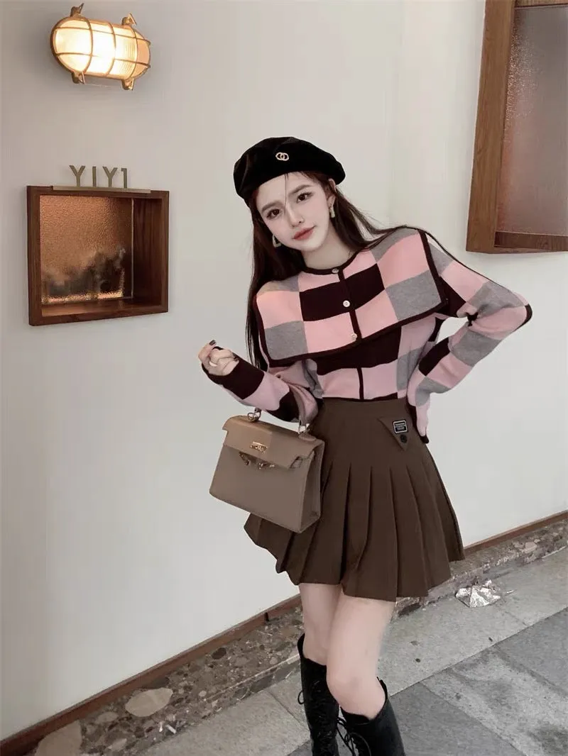 Plaid long-sleeved sweater for women autumn and winter 2023 new slim fit design niche top two-piece suit