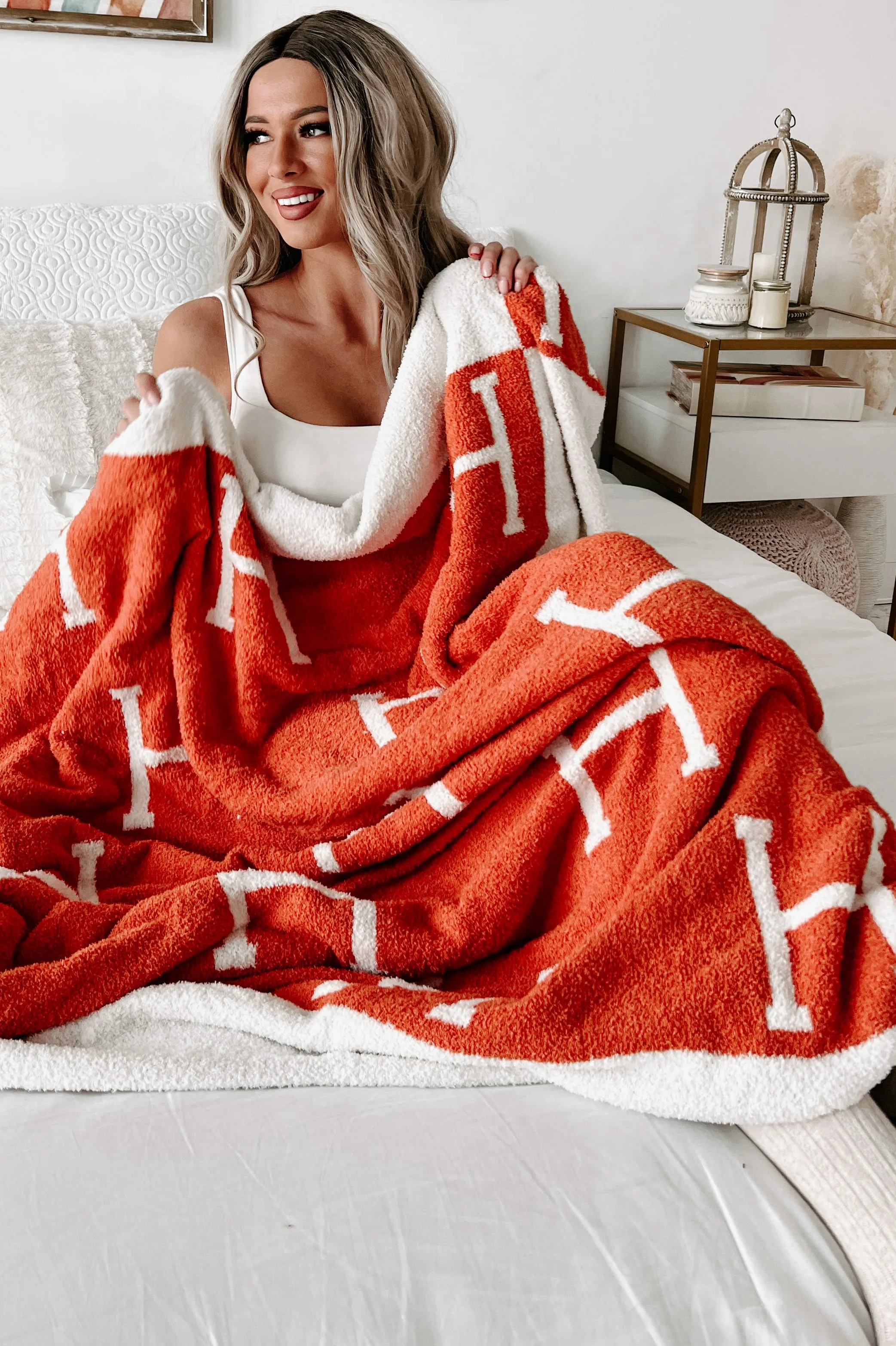 Snug As A Bug H Print Throw Blanket (Orange)