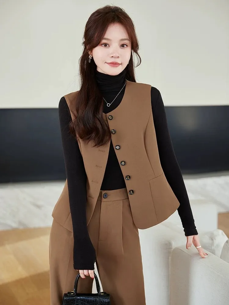 Vest suit suit for women 2024 new early autumn outfit complete set of temperament and high-end sense coffee color is popular thi