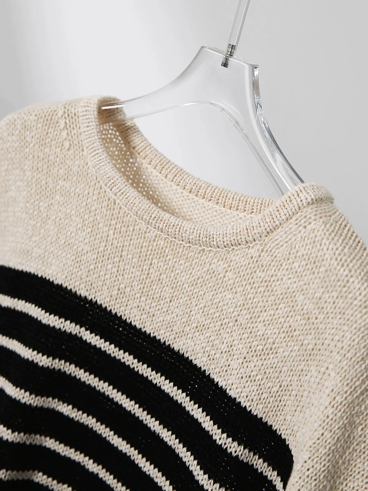 [ZYN662900MG] Bliss striped sweater is full of texture ~ Texture color matching round neck loose vest